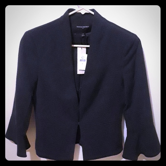Banana Republic Jackets & Blazers - Banana Republic Navy Blazer